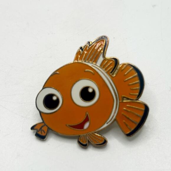 Disney pin 23879 Finding Nemo clown fish Pixar tropical Australia Dory friend - Picture 3 of 4